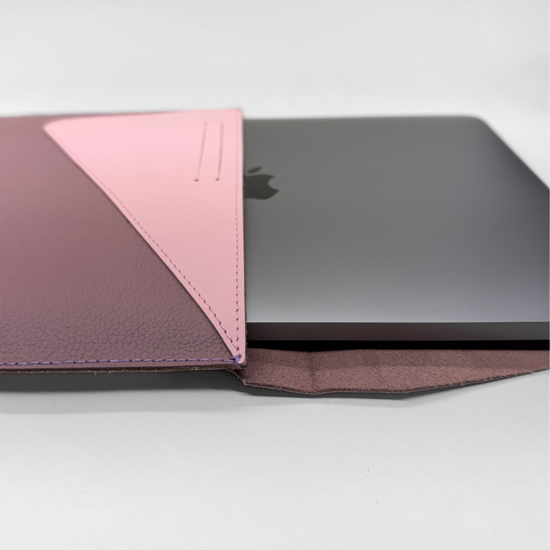 Sleek laptop sleeve