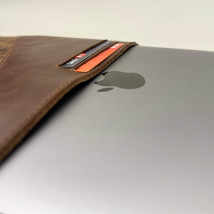 Sleek laptop sleeve